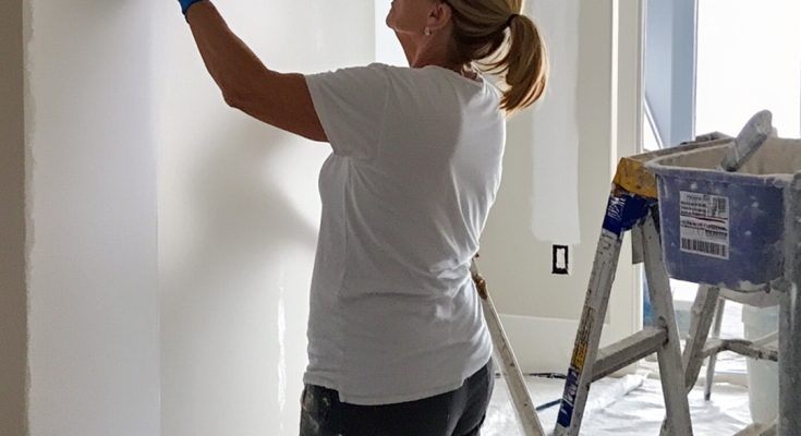 Entitled Owners Refused to Pay My Mom for Painting Their House for 3 Weeks — Then Karma Struck Them Hard